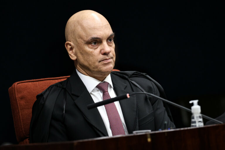 "Julgamento sinaliza que a divergência será inadmitida", diz Janaina