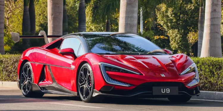 Conheça o carro elétrico da BYD que acaba de quebrar todos os recordes