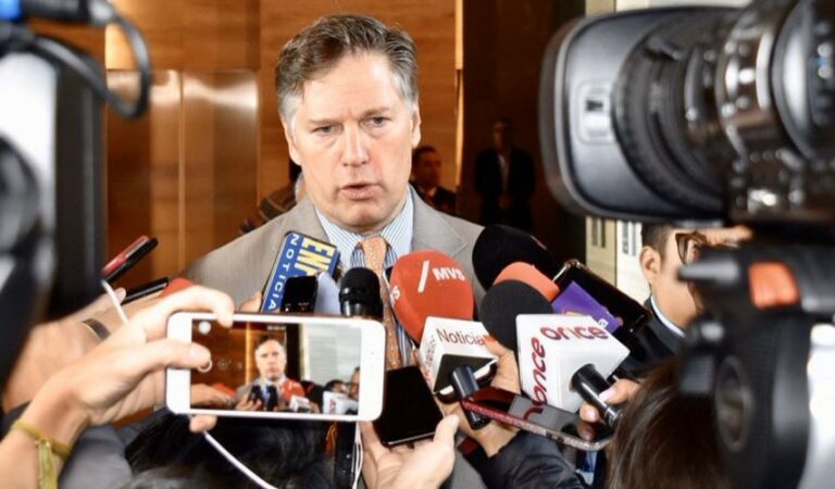 Vice de Rubio fala em "uso da lei como arma política"