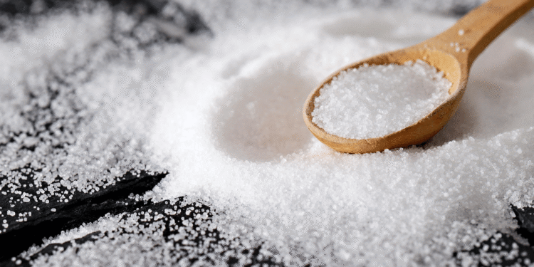 Misturar sal com detergente: por que recomendam e quais os benefícios