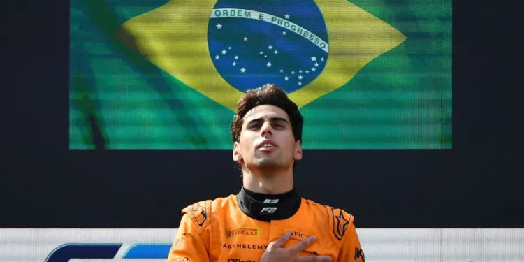 Novo piloto faz história e destrona Ayrton Senna em marca inédita na Fórmula 1