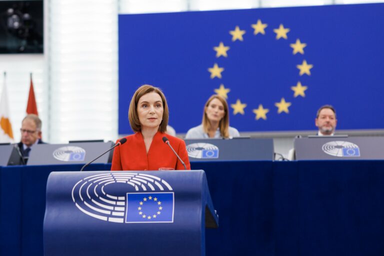 Partido pró-UE derrota grupos pró-Rússia em eleição na Moldávia