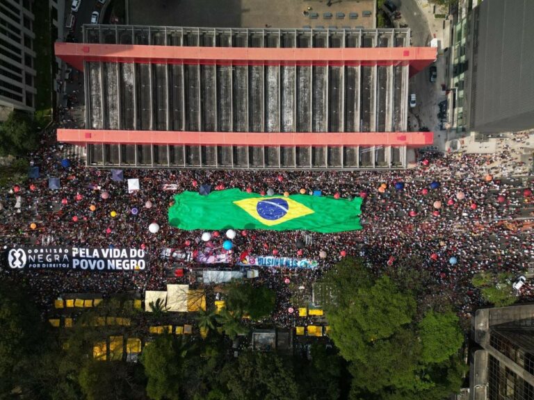 Seis efeitos práticos do “Domingo Vermelho”