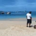 A pequena e paradisíaca ilha do Caribe que, por acaso, está faturando milhões