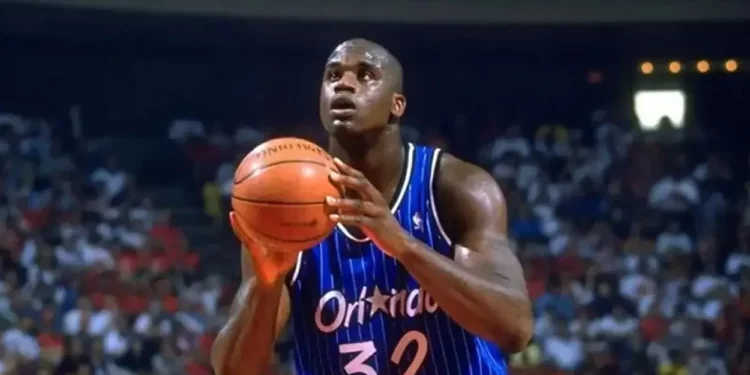 Shaquille O’Neal insistiu em comprar um Corvette Z06 no qual não cabia e fizeram um gigante sob medida para ele