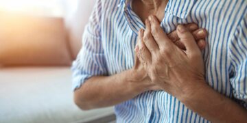 Hábito diário dos brasileiros pode aumentar em 50% o risco de infarto