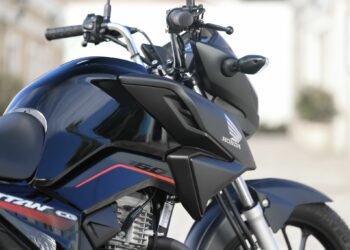 A moto sensação de 2025 que está conquistando todos os brasileiros sobre duas rodas