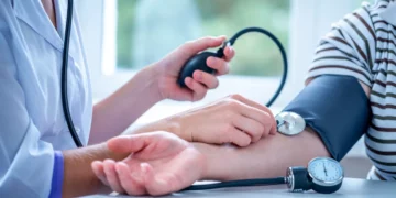 Revelado o novo valor de pressão arterial que você precisa manter para evitar tragédias