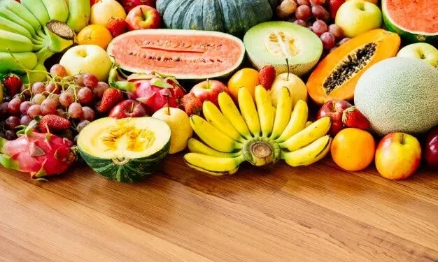 A fruta cheia de antioxidantes que ajuda a limpar o organismo e prevenir doenças