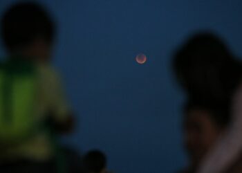 Fenômeno histórico: Lua de Sangue deixará o planeta inteiro sem luz no 08/09