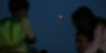 Fenômeno histórico: Lua de Sangue deixará o planeta inteiro sem luz no 08/09