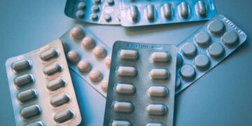 Ibuprofeno ou paracetamol: para que serve cada um e quais são os riscos de confundi-los