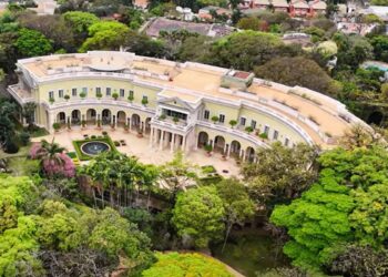 Luxo sem limites: Mansão mais cara de São Paulo supera a Casa Branca em tamanho