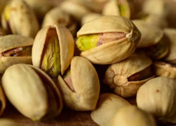 O que acontece com seu corpo quando você come pistaches regularmente