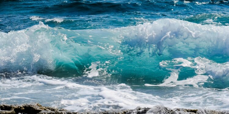 "Apocalipse silencioso" nos oceanos: fenômeno que mantém o planeta vivo está à beira do colapso