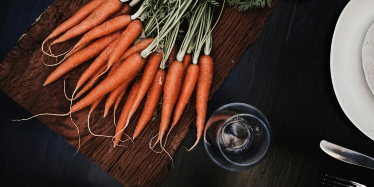 O que acontece com seu corpo se você comer cenouras todos os dias, segundo nutricionistas