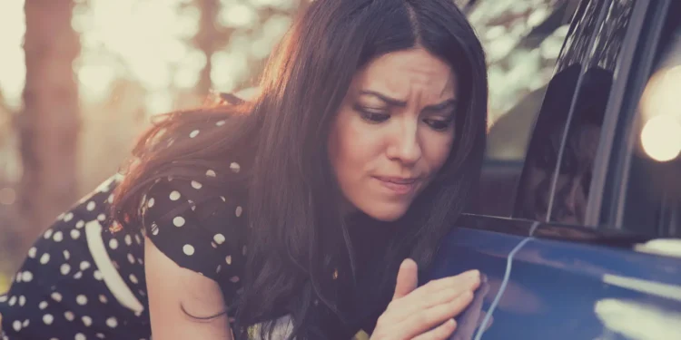 Não consegue deixar a casa sem conferir tudo? Especialistas da psicologia explicam