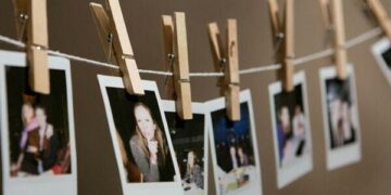 Fotos de família no quarto? Descubra o impacto oculto que isso pode causar na sua vida