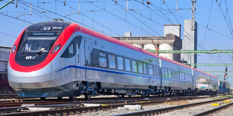 Enquanto o metrô em SP dá problema todo dia, trem mais rápido da América chega a 160 km/h e fica nesse lugar