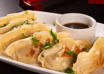 O lanche número 1 do Japão que está conquistando cada vez mais os brasileiros