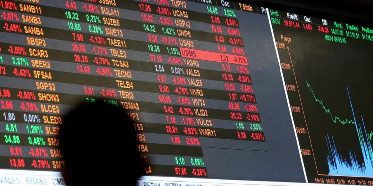 Elon Musk não viu essa chegando: empresa fatura R$ 580 bilhões e deixa a Tesla no chinelo