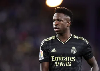 Vini Jr. é flagrado em nova polêmica amorosa e o nome de Virgínia volta ao centro dos holofotes