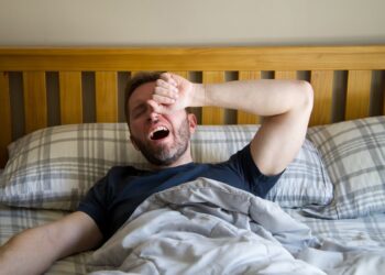 O que significa não gostar de acordar cedo, segundo a ciência