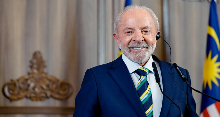 "Eu espero ter sido escolhido pela ciência", diz Lula