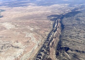 Duas das maiores falhas geológicas do mundo estão sincronizadas. Isso pode ser desastroso