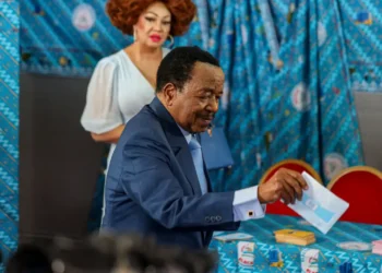 O mundo assiste chocado: presidente mais velho do planeta tenta novo mandato aos 92 anos