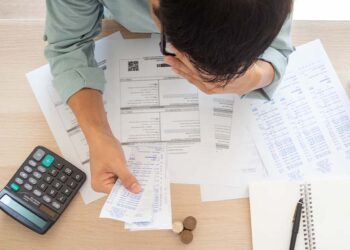 Dívida 'caducada' não é perdão: entenda os riscos de esperar cinco anos para agir