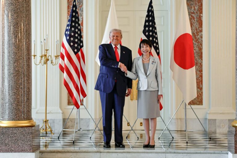 Nova primeira-ministra saúda “nova era dourada entre Japão e Estados Unidos”