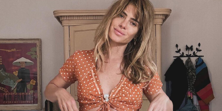 O gesto das famosas que está viralizando e em breve vai se espalhar para todas as mulheres do Brasil