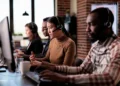 Quanto ganha um atendente de telemarketing em outubro de 2025?