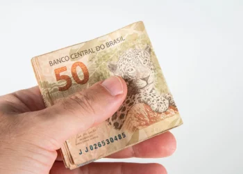 Primeira parcela do 13º: até quando a empresa pode atrasar em 2025?