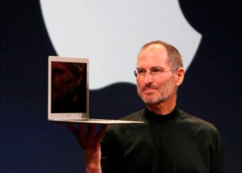 Steve Jobs está de volta e vai mudar a história do dinheiro nos EUA