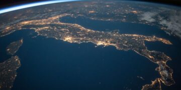 Cientistas confirmam: a Terra está se reorganizando e um novo continente está em formação