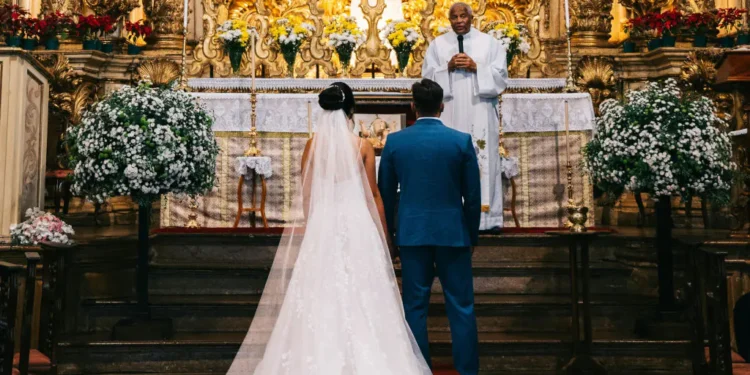 Essa regra inédita da Igreja Católica vai mudar todos os casamentos