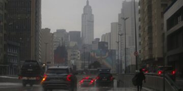 Que dia do fim de semana pode voltar a chover em São Paulo?