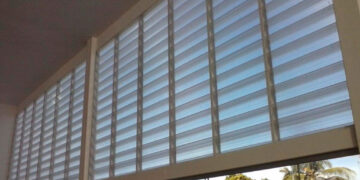 Chega de cortinas! Descubra a opção revolucionária para controlar a luz em casa