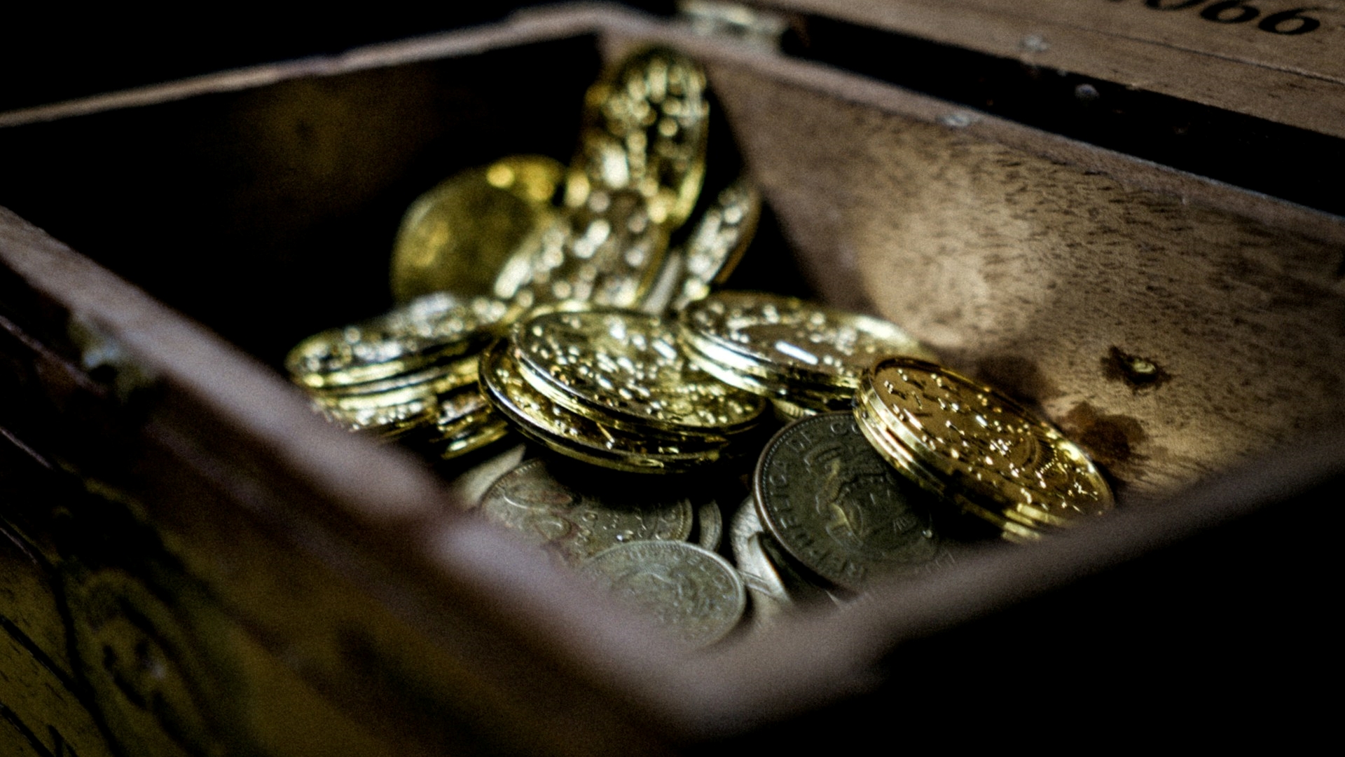 Desenterraram quilos de ouro e joias preciosas deste túmulo — e tudo pertence a este país