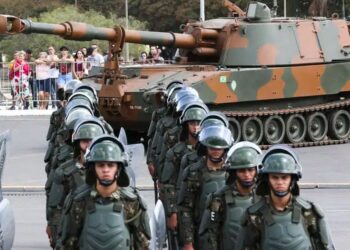 Brasil preparado pra guerra: São Paulo vira fortaleza militar com mísseis de destruição impressionante