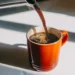 Se você tem esses sintomas, nunca mais deveria beber café: alerta médico