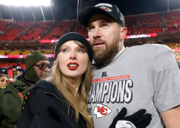 Taylor Swift diz que não vai se apresentar no Super Bowl, e seu noivo é parte da razão