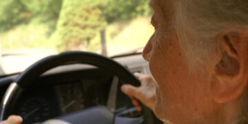 Alerta máximo para motoristas idosos: dicas que podem salvar sua vida