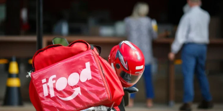 Choque no delivery: governo bloqueia entregas do iFood