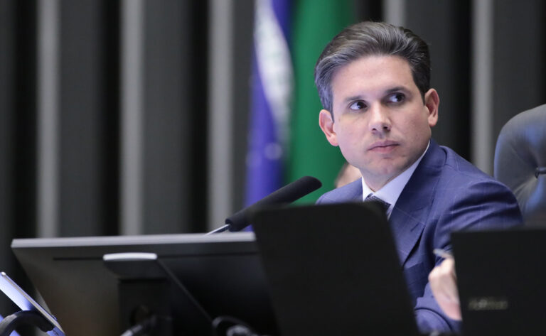 O prazo de Motta para o relatório da PEC da Segurança Pública