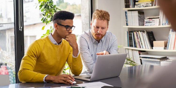 Estágio não conta para aposentadoria? Só se você não souber essas dicas