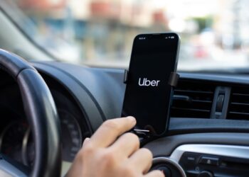 Atenção motoristas: Uber emite comunicado para quem dirige com esse carro popular no Brasil