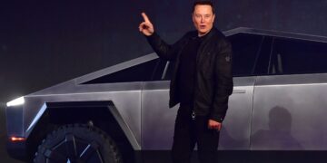 Operação envolvendo US$ 1 trilhão pode acabar com tudo o que sabemos do Elon Musk na Tesla